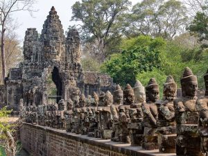 Angkor Thom Causeway