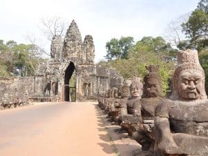 Angkor Thom Tour